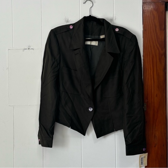 Dana Buchman Jackets & Blazers - Dana Buchman Vintage Green Blazer 100%‎ Silk NWT Dead stock Size 16